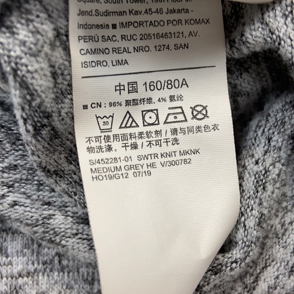 Old Navy Lightweight Cozy Knit Heather Grey Pullover Pocket Cowl Neck Sweatshirt - Picture 7 of 10